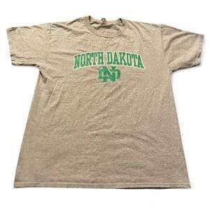 Men’s Vintage Jerzees North Dakota UND Gray Logo Shirt Size L